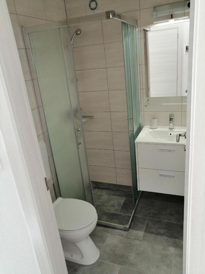 Apartmani Grabovcic Punat Ngoại thất bức ảnh