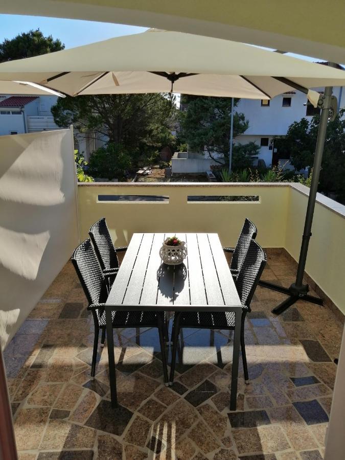 Apartmani Grabovcic Punat Ngoại thất bức ảnh